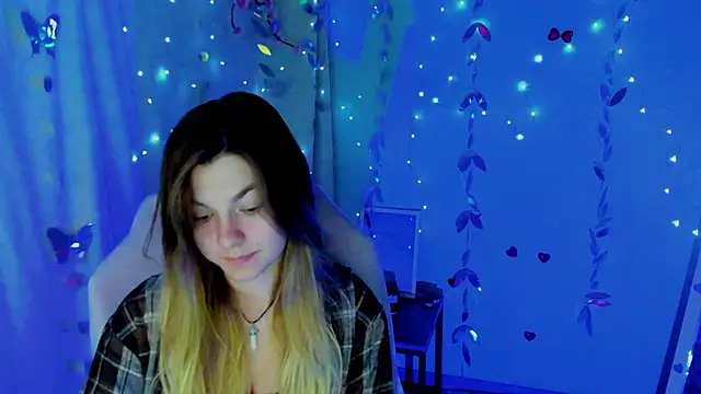Snapshot of Sweet_me_ chatting on 07-12-26, 05:52 Sweet me online show from 07-12-26, 05:52