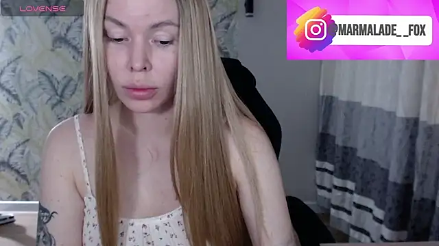 Snapshot of Marmalade_Fox chatting on 05-19-26, 04:03 Marmalade Fox online show from 05-19-26, 04:03