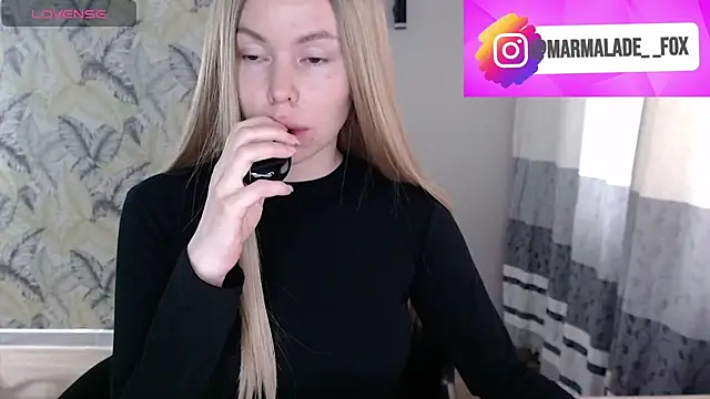 Snapshot of Marmalade_Fox chatting on 05-21-26, 04:54 Marmalade Fox online show from 05-21-26, 04:54