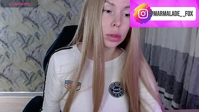 Snapshot of Marmalade_Fox chatting on 05-21-26, 04:59 Marmalade Fox online show from 05-21-26, 04:59