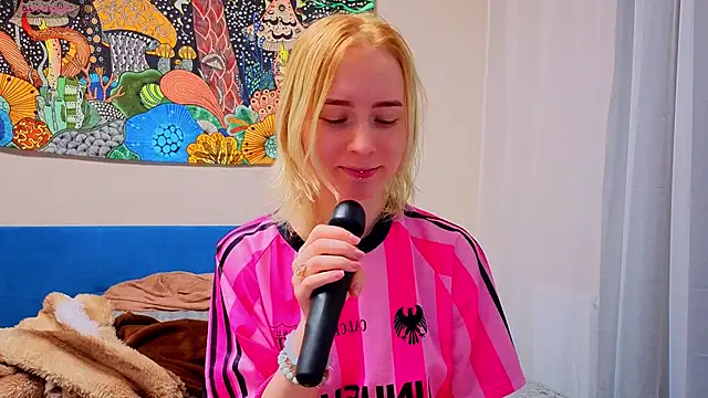 Crayzy Luv online show from 03-27-26, 03:02