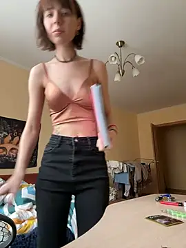 Snapshot of Crayzy_Luv chatting on 12-21-24, 05:03 Crayzy Luv online show from 12-21-24, 05:03