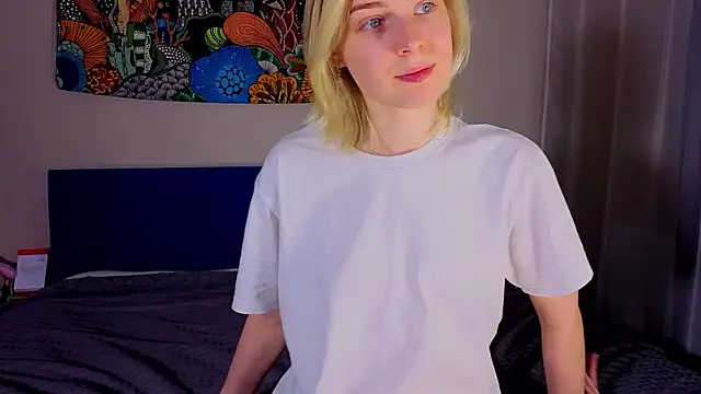 Crayzy Luv online show from 03-29-26, 02:35