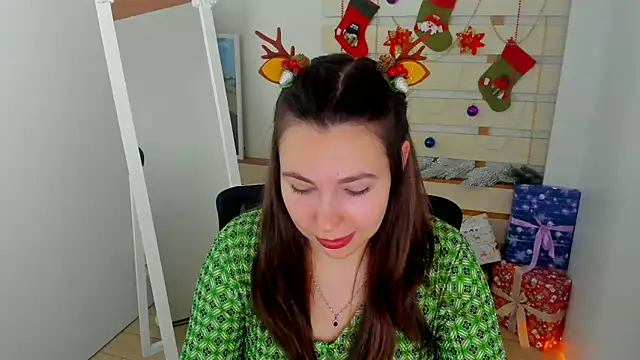 Lexy flower online show from 12-21-25, 01:46