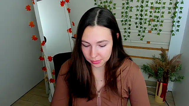 Lexy flower online show from 10-09-25, 12:38