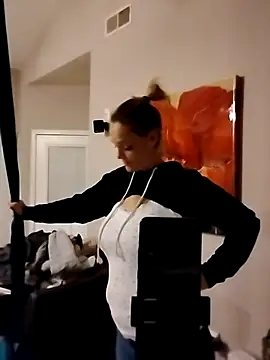 Dixiefaye Pika online show from 04-08-26, 06:48