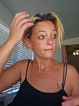 Dixiefaye Pika online show from 11-22-25, 05:23