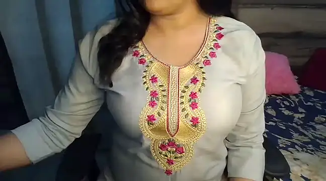 Trezza online show from 02-23-25, 06:56