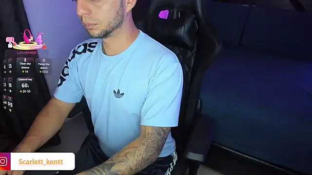 ScarlettAndClark online show from 04-09-26, 04:47