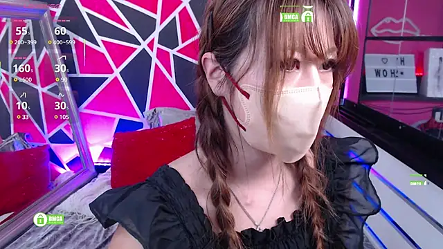 Lion        online show from 03-14-25, 01:59
