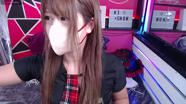 Lion        online show from 12-17-24, 02:23