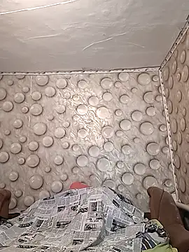 Snapshot of FameLara chatting on 03-27-26, 09:32 FameLara online show from 03-27-26, 09:32