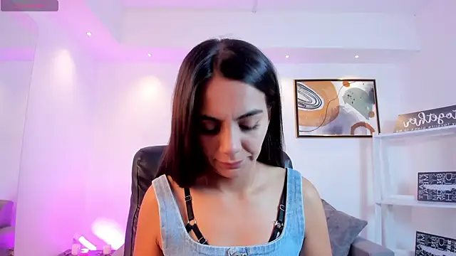martina mancini online show from 06-12-26, 12:47