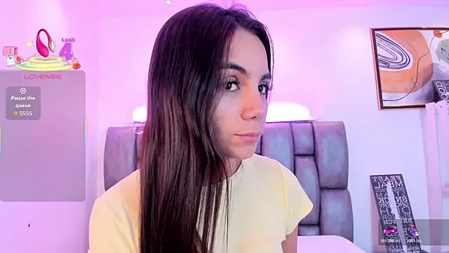 martina mancini online show from 10-31-25, 01:30