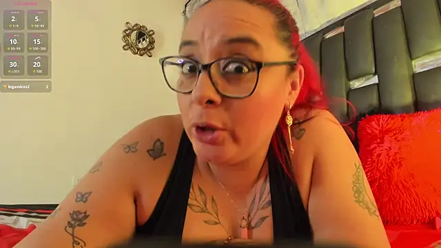 Snapshot of katherina_diaz chatting on 03-06-25, 04:30 katherina diaz online show from 03-06-25, 04:30