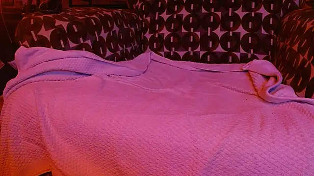 Snapshot of Bigbianchi chatting on 02-17-26, 09:50 Bigbianchi online show from 02-17-26, 09:50