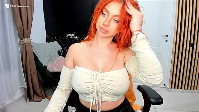 Snapshot of fireflowers_ chatting on 02-17-26, 10:07 fireflowers online show from 02-17-26, 10:07