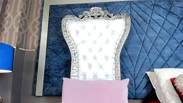 Janna Rousse  online show from 03-10-26, 12:09