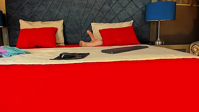 Janna Rousse  online show from 10-06-25, 11:44