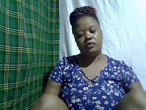 Snapshot of big-clts chatting on 03-14-26, 12:33 big-clts online show from 03-14-26, 12:33