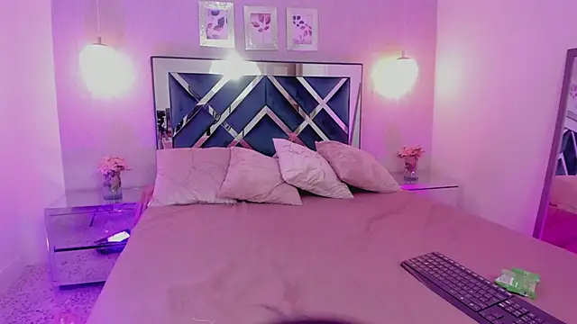 Miakhalifa 7 online show from 03-03-25, 11:44