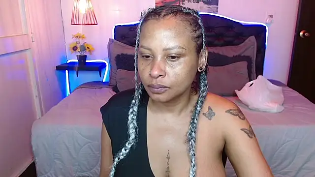 Dominik girl online show from 11-02-25, 08:14