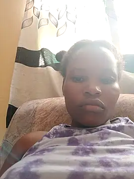 petite babe online show from 04-06-26, 12:28