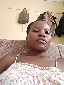 petite babe online show from 02-16-26, 08:02