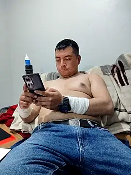 Potro23hotzen online show from 04-07-26, 01:29