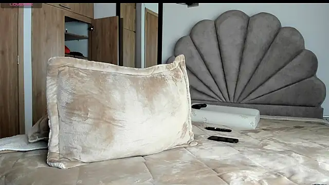 manucute 23  online show from 03-09-26, 03:48