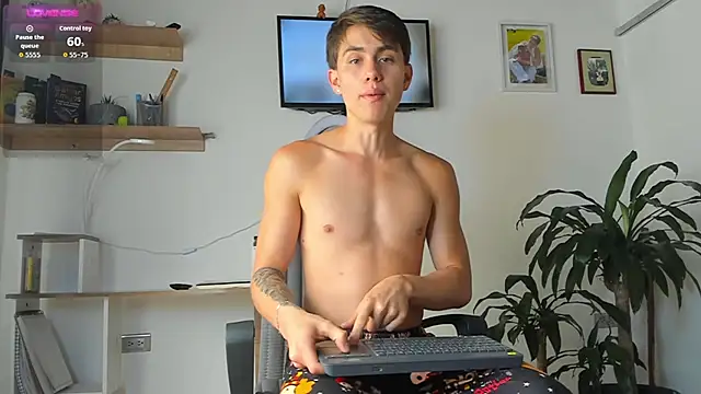 manucute 23  online show from 10-10-25, 02:18