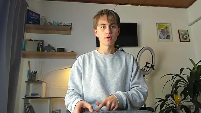 manucute 23  online show from 01-09-26, 02:35