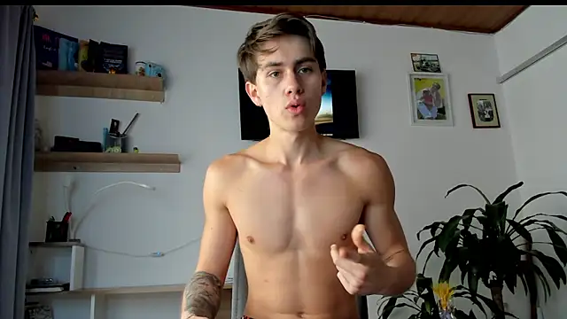 Snapshot of manucute_23_ chatting on 02-15-26, 02:27 manucute 23 online show from 02-15-26, 02:27