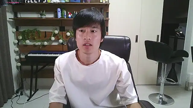 Snapshot of IroManager chatting on 10-02-25, 12:41 IroManager online show from 10-02-25, 12:41