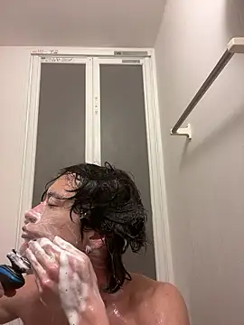 IroManager online show from 04-11-26, 12:20