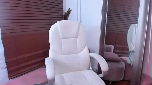 Irina bx online show from 10-04-25, 09:16