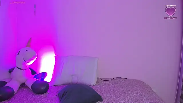 Oriana Guzman online show from 10-22-25, 02:55