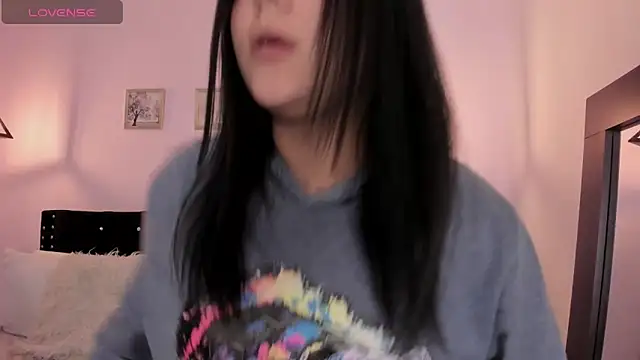 Oriana Guzman online show from 10-10-25, 11:27