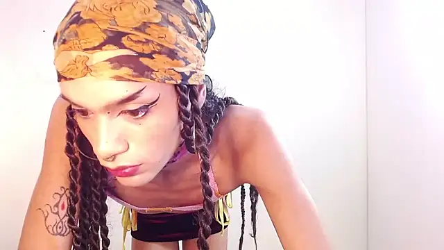 Foxy Ella  online show from 11-22-25, 04:17