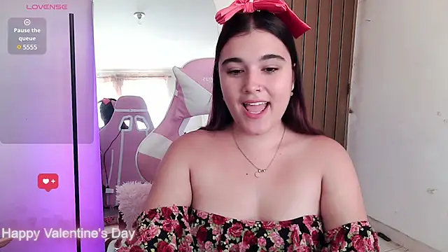 Magic-Smilee online show from 02-14-25, 02:12