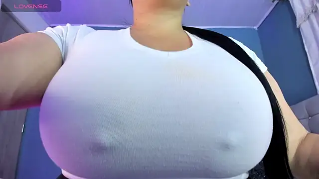 Ashanty vera15 online show from 12-15-25, 05:35