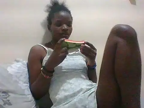 hotgal1112 online show from 09-17-25, 07:49