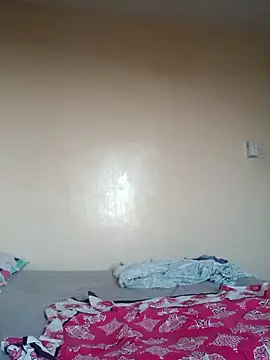 Snapshot of hotgal1112 chatting on 02-18-26, 03:59 hotgal1112 online show from 02-18-26, 03:59