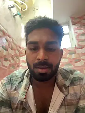 Handsomehunk 4U online show from 12-26-24, 12:16