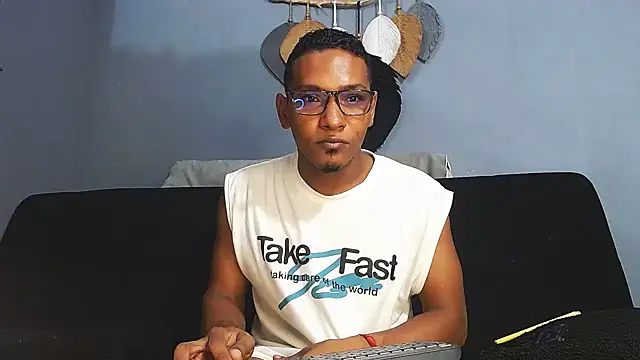 Grandeygruesa1 online show from 01-10-26, 07:04