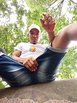 Grandeygruesa1 online show from 03-10-26, 09:19