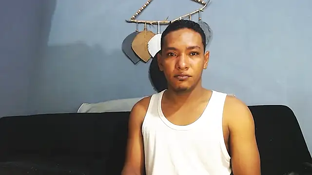 Snapshot of Grandeygruesa1 chatting on 05-02-26, 11:04 Grandeygruesa1 online show from 05-02-26, 11:04
