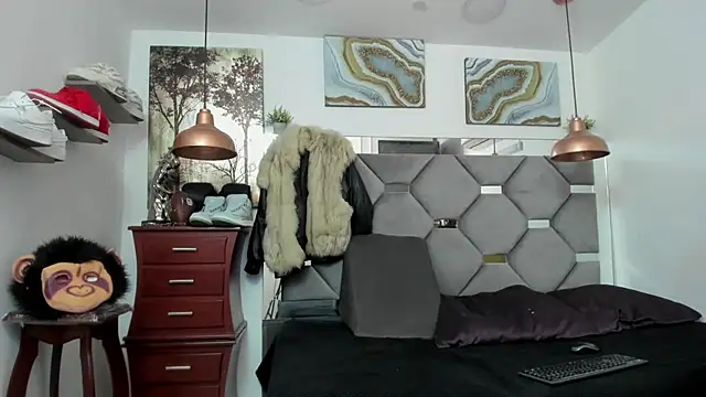 Snapshot of KING_FIT chatting on 03-20-25, 01:24 KING FIT online show from 03-20-25, 01:24