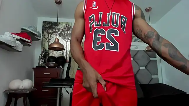 Snapshot of KING_FIT chatting on 02-18-25, 05:31 KING FIT online show from 02-18-25, 05:31