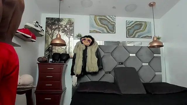 Snapshot of KING_FIT chatting on 02-21-26, 12:29 KING FIT online show from 02-21-26, 12:29